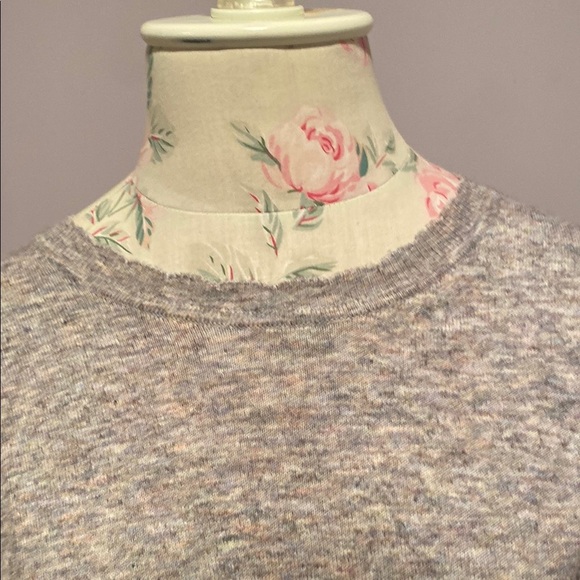 Ella Moss Gray Crew Neck Sweater - Picture 5 of 9